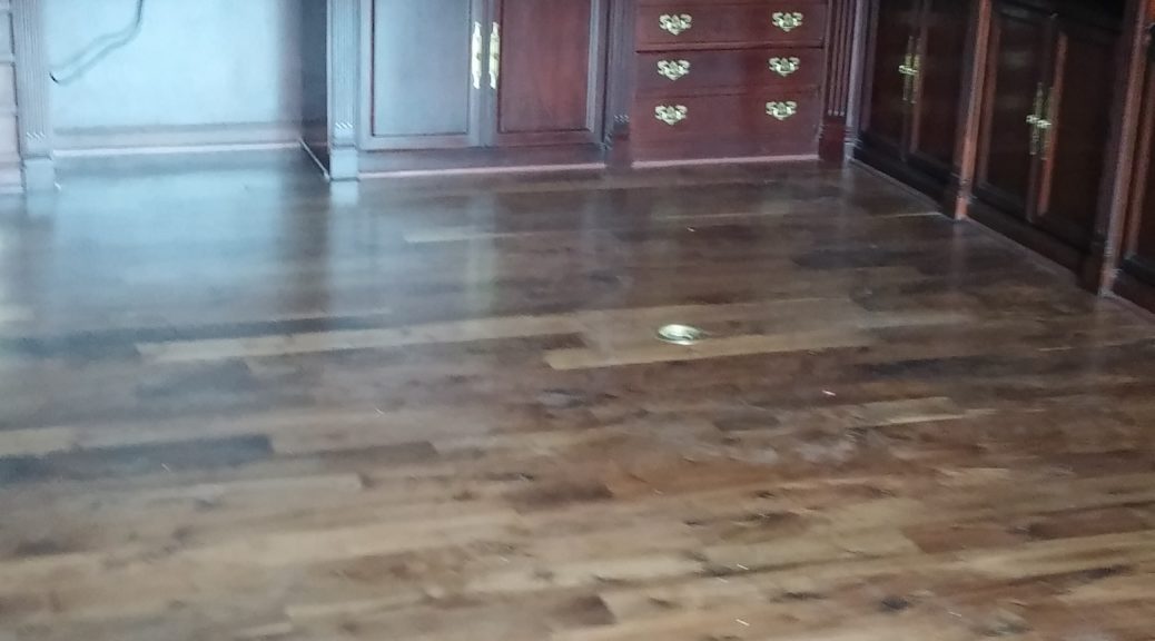 Dustless refinishing hardwood floors